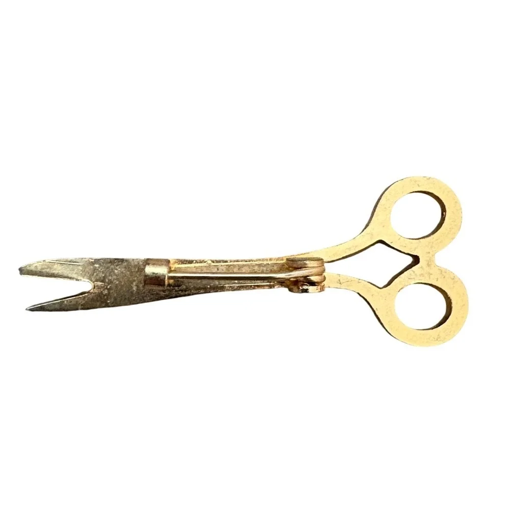 Vintage Gold Tone Scissor Brooch Pin Sewing‎ Craft Barber Hair 1.5 Inch